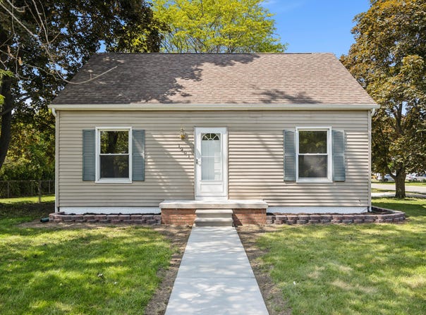 1201 Shady Lane, Tecumseh, MI 49286