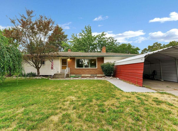 915 N Bowdish Rd, Spokane Valley, WA 99206