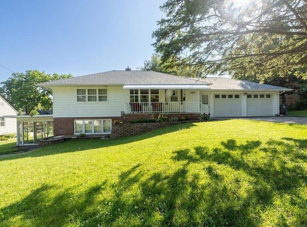1033 Fletcher Avenue, Waterloo, IA 50701