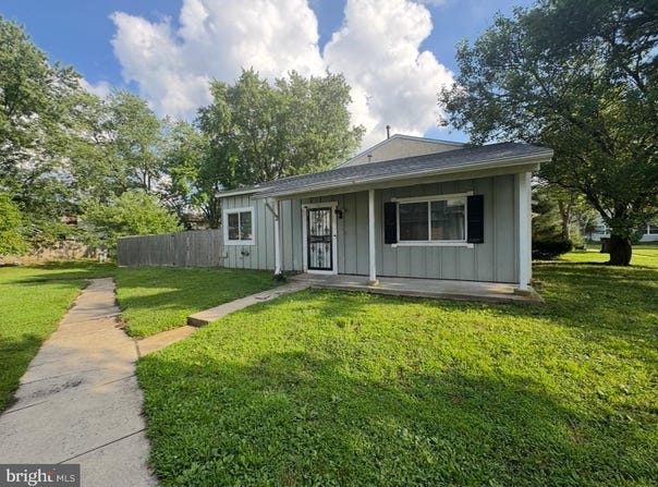 23 MEMPHIS COURT, SICKLERVILLE, NJ 08081