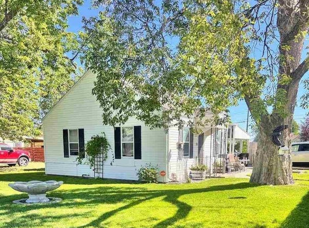 1501 E 15TH STREET, Scottsbluff, NE 69361