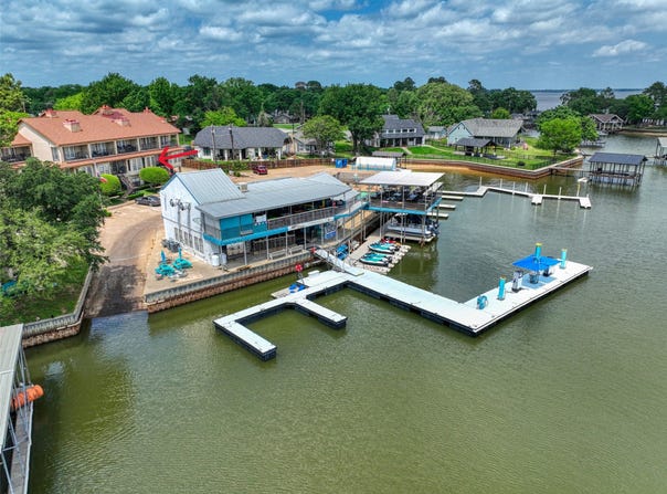 1933 Island Circle, Tool, TX 75143