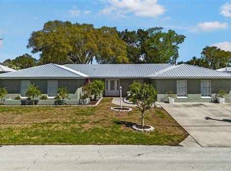 3929 N Sagomon Point, Crystal River, FL 34428