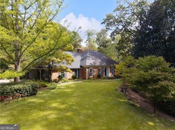 5715 Lake Island Drive, Sandy Springs, GA 30327