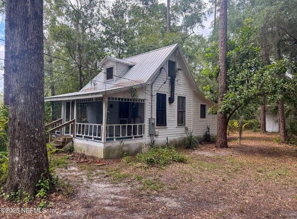 121 PEARSALL Circle, Melrose, FL 32666