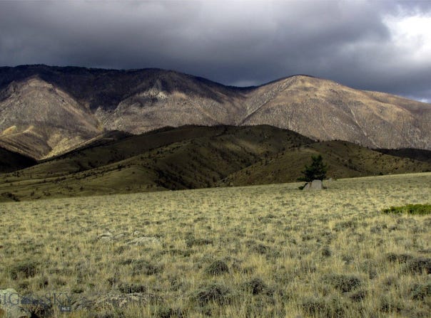 nhn Ruby Creek Road unit: 946-18, Belfry, MT 59008