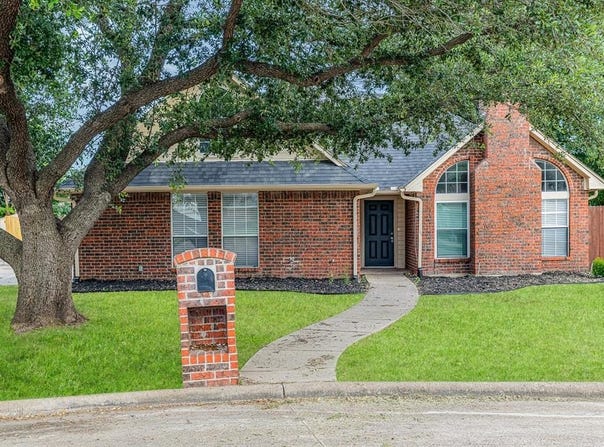 4 Chisos Court, Trophy Club, TX 76262