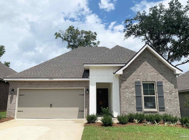 4882 Bonneville St, Pace, FL 32571