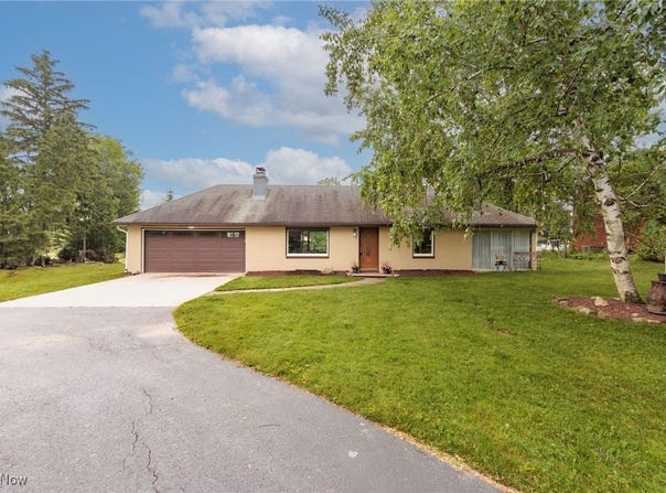 10229 State Road, North Royalton, OH 44133
