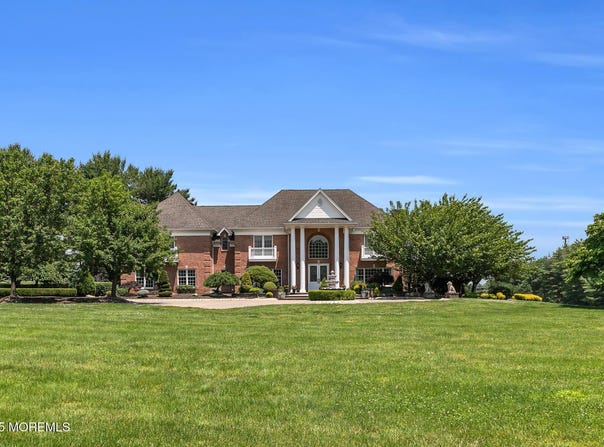 3 Colts Gait Lane, Colts Neck, NJ 07722