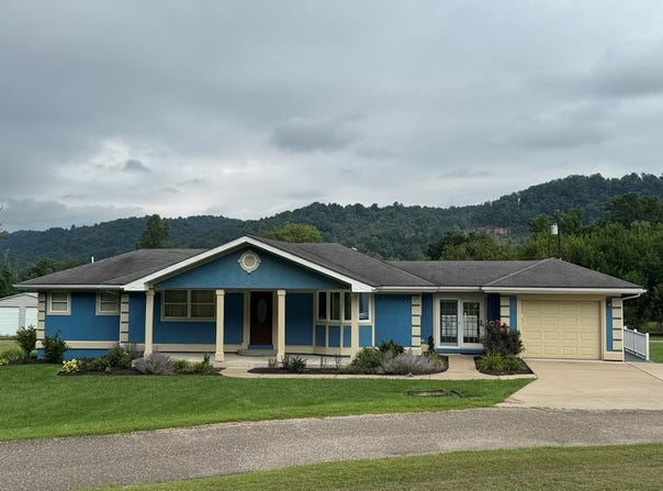 210 Ack Ferry Adn, New Martinsville, WV 26155