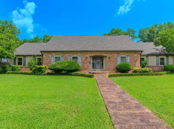 101 Cherry Street, England, AR 72046