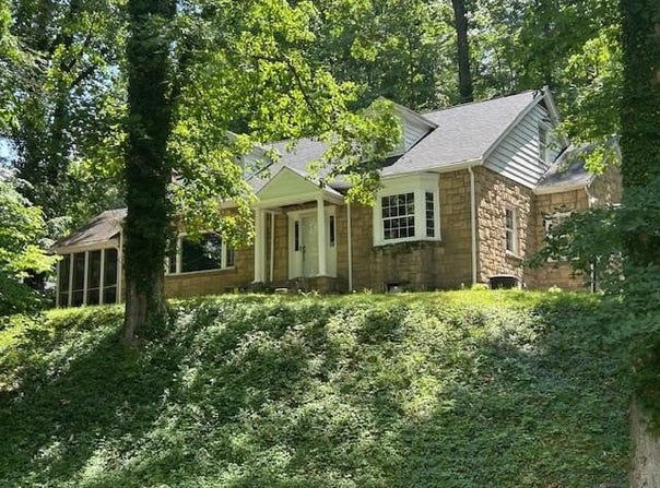 2003 Washington Boulevard, Huntington, WV 25701