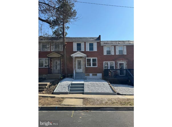 2137 KENSINGTON STREET, HARRISBURG, PA 17104