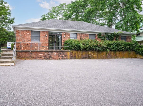 135 Windmill Lane, Southampton, NY 11968