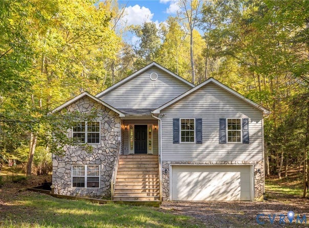 835 Eastover Parkway, Locust Grove, VA 22508