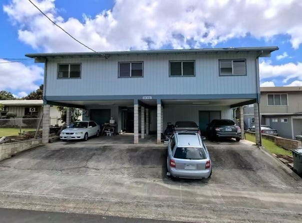 99-581 Honohina Street, Aiea, HI 96701