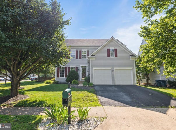 10024 DARNAWAY COURT, BRISTOW, VA 20136