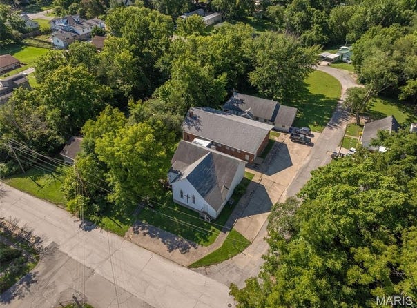 228 Church Street, Winfield, MO 63389