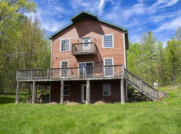 586 Reservoir Road, Peru, NY 12972