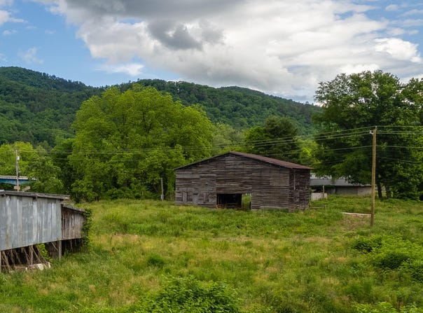 161 Tennessee 107, Del Rio, TN 37727