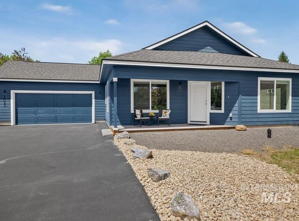 1023 Kaitlyn Loop, McCall, ID 83638