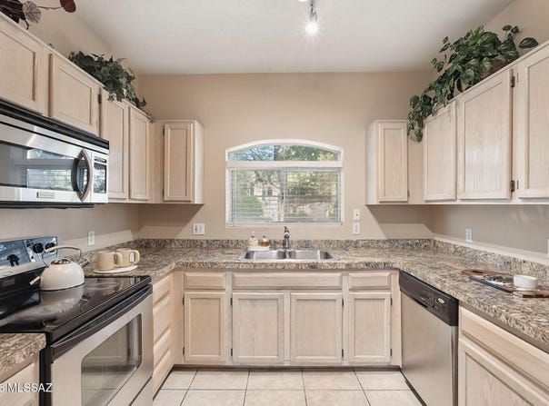 7050 E Sunrise Drive, Tucson, AZ 85750