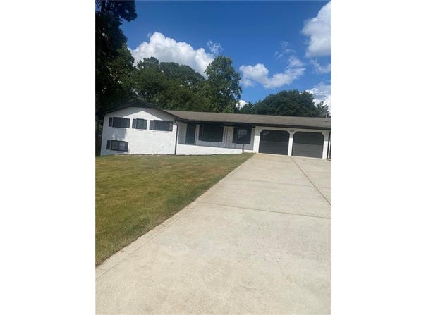 1328 Renee Dr., Lilburn, GA 30062