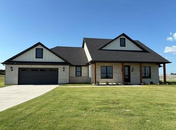 3160 County Road 222, Van Alstyne, TX 75409