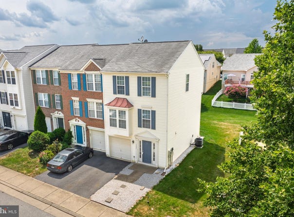1337 STEED STREET, RANSON, WV 25438