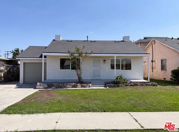 818 W 130th St, Compton, CA 90222