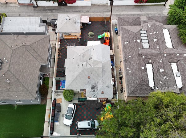 13624 Burbank Boulevard, Sherman Oaks, CA 91401