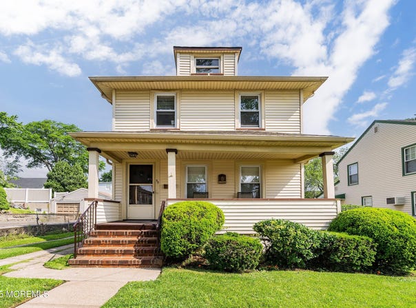 53 Ackerman Avenue, Saddle Brook, NJ 07663