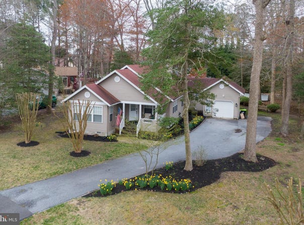 14 WOODS CIRCLE, OCEAN VIEW, DE 19970