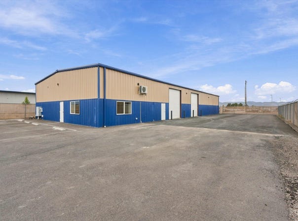 111 Trout Way, White City, OR 97503