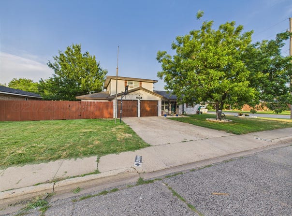 2600 Comanche Trl, Pampa, TX 79065
