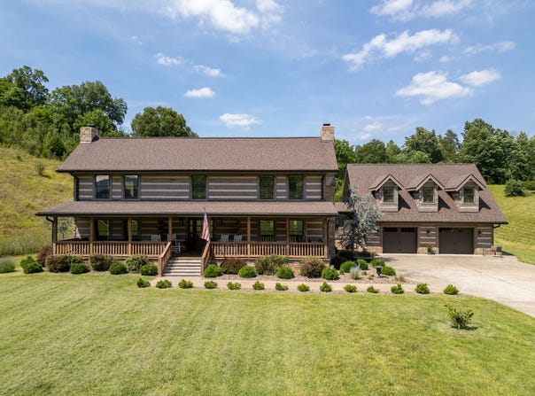 8 Abby Lane, Barboursville, WV 25504