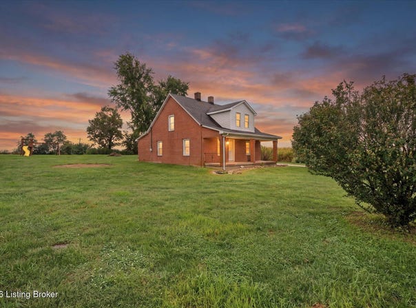 1624 Sweeney Ln, Pleasureville, KY 40057
