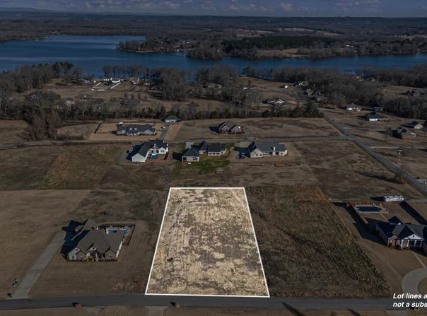Woodland Loop lot: 22, Morrilton, AR 72110