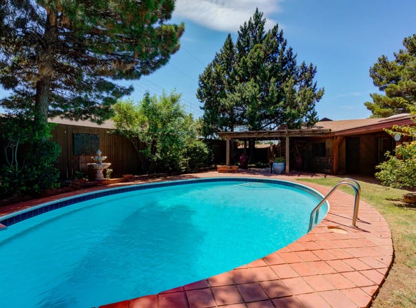 5404 17th Place, Lubbock, TX 79416