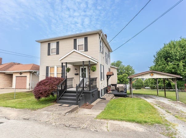124 Clarendon Avenue, South Union Twp, PA 15401