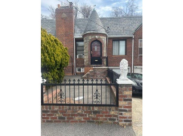 11937 180th Street, Saint Albans, NY 11434