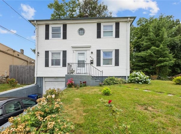 690 Killingly Street, Johnston, RI 02919