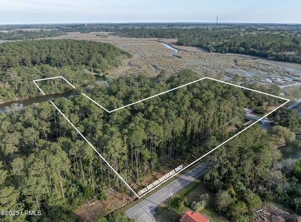 174 Polowana Road, St. Helena Island, SC 29920