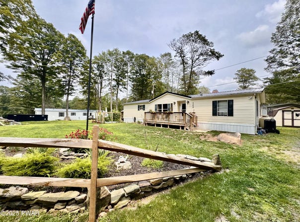 140 Rustic Road, Greentown, PA 18426