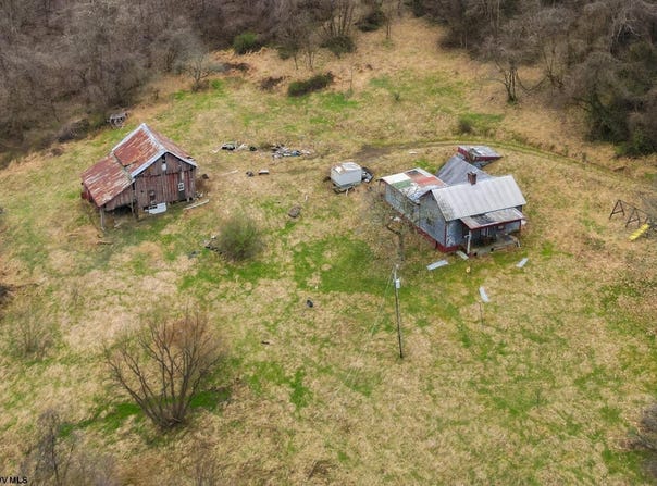 596 Purdy Run Road, Shinnston, WV 26431