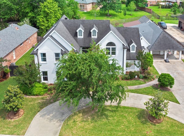 107 Llansfair Drive, Lafayette, LA 70503