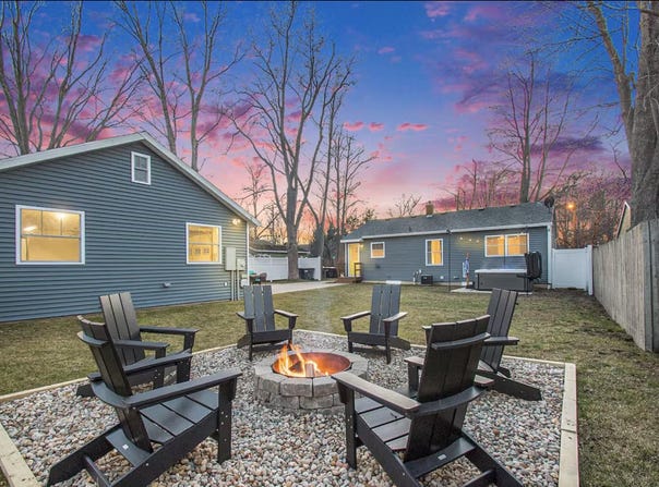 1105 Hazel Street, South Haven, MI 49090