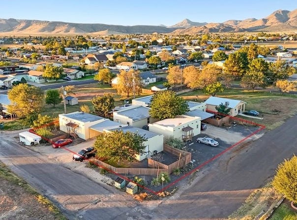 1105 N 13th St, Alpine, TX 79830