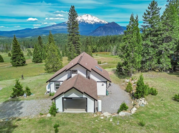 3427 Red Fir Loop, Weed, CA 96094